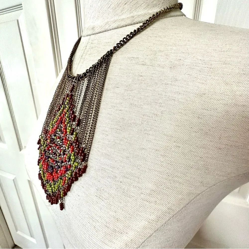 Chain beaded statement necklace - Picture 4 of 11